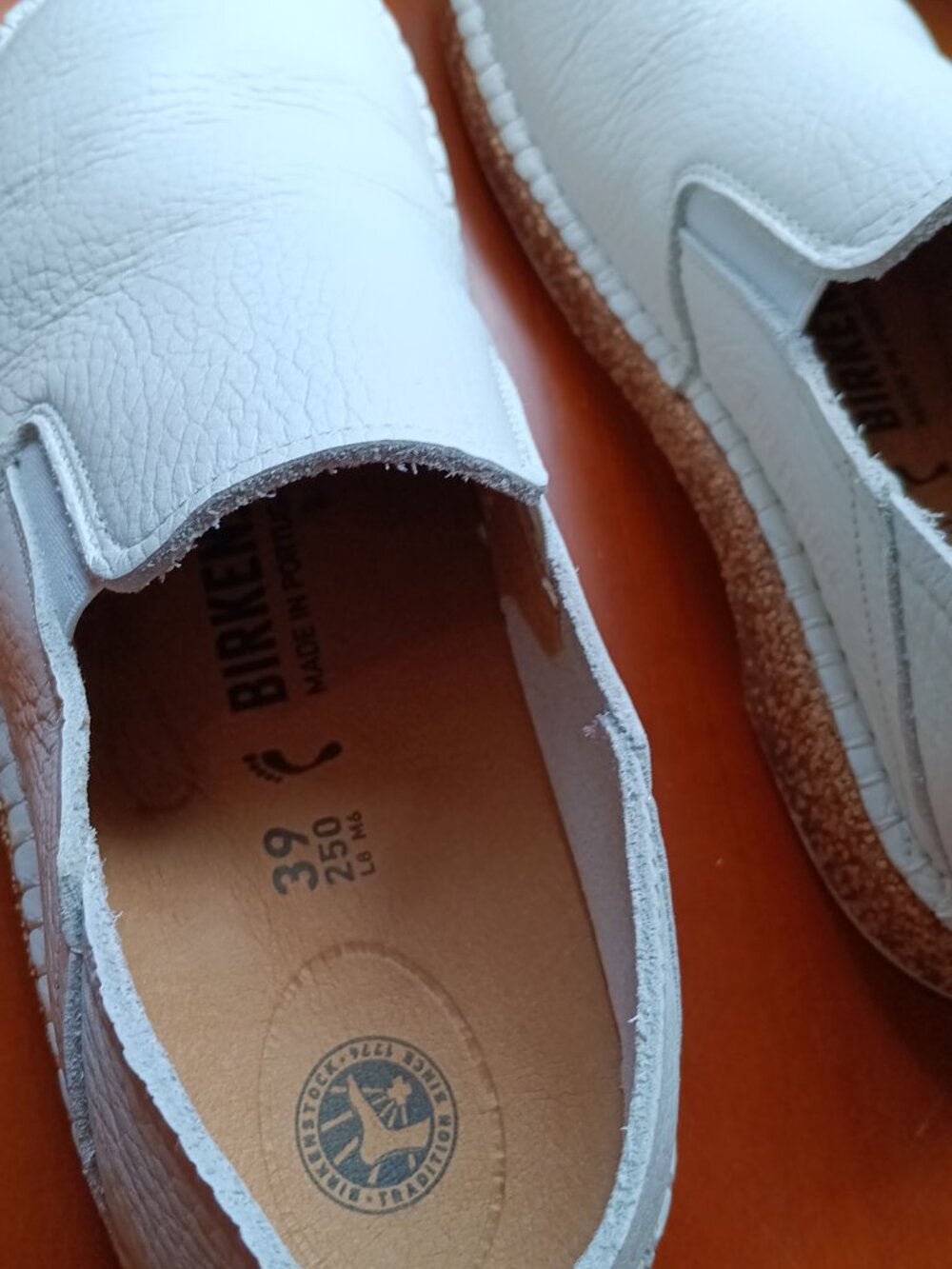 Birkenstock Pre-Loved UNISEX Pre-loved Classic White Leather Loafer Size 39 E - Picture 6 of 13